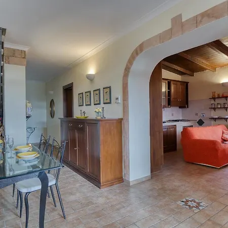 Villa Casale 2 Leoni With Whirlpool *
