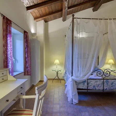 Casale 2 Leoni With Whirlpool Willa