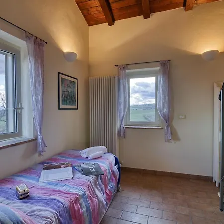 Villa Casale 2 Leoni With Whirlpool Mondavio