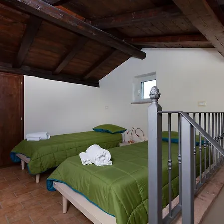 Villa Casale 2 Leoni With Whirlpool *