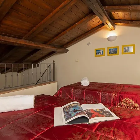 Casale 2 Leoni With Whirlpool Villa *